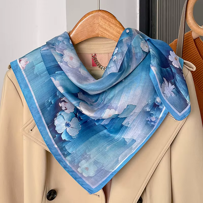 Écharpe en soie artistique romantique pour femmes, motif floral peint à l'huile, châle carré pour mè