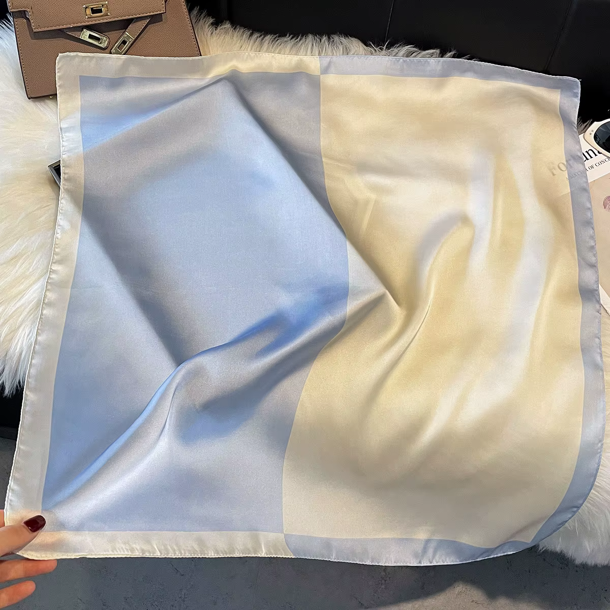 Écharpe en soie imitation haut de gamme de luxe léger européenne et américaine, nouvelle collection