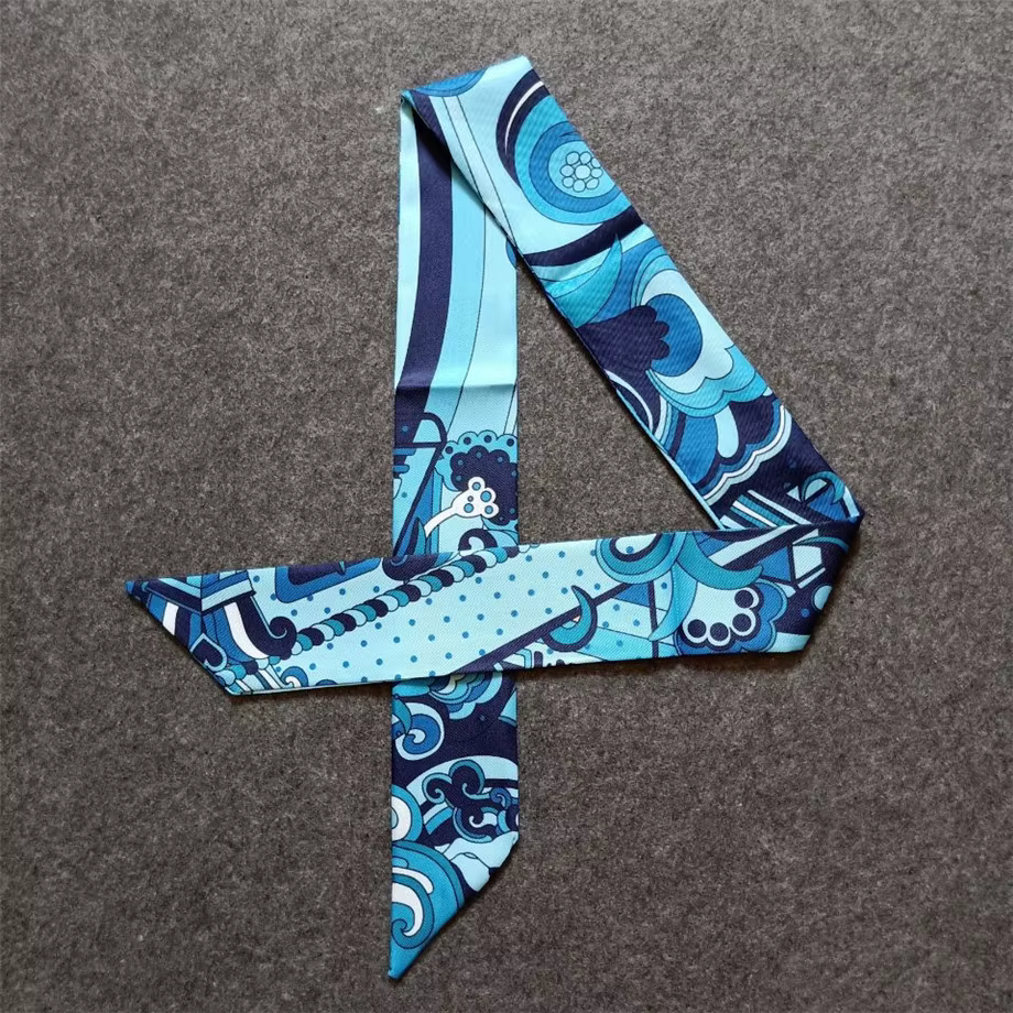 Foulard en soie arc-en-ciel pour femmes