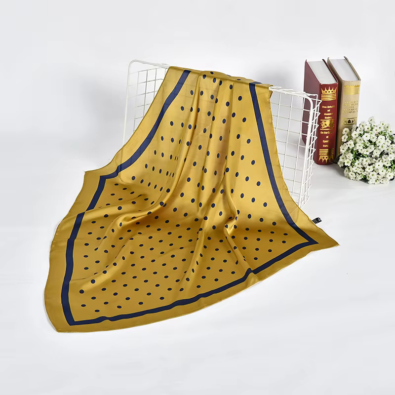 Foulard carré en soie imitée pour femmes musulmanes