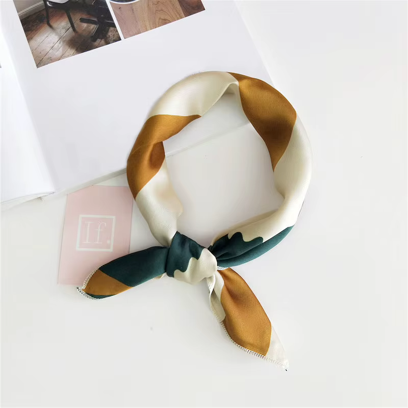 Foulard carré en Satin de soie pour femmes