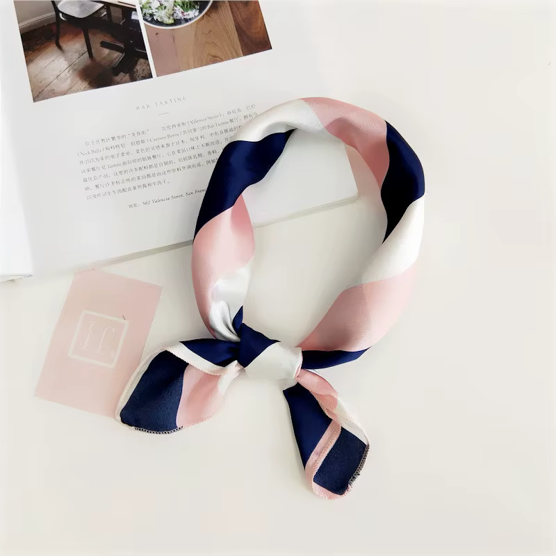 Foulard de cheveux cravate imprimé Animal rouge amour Satin 50 cm petit/carré/soie/cou/anneau/écharpe hiver