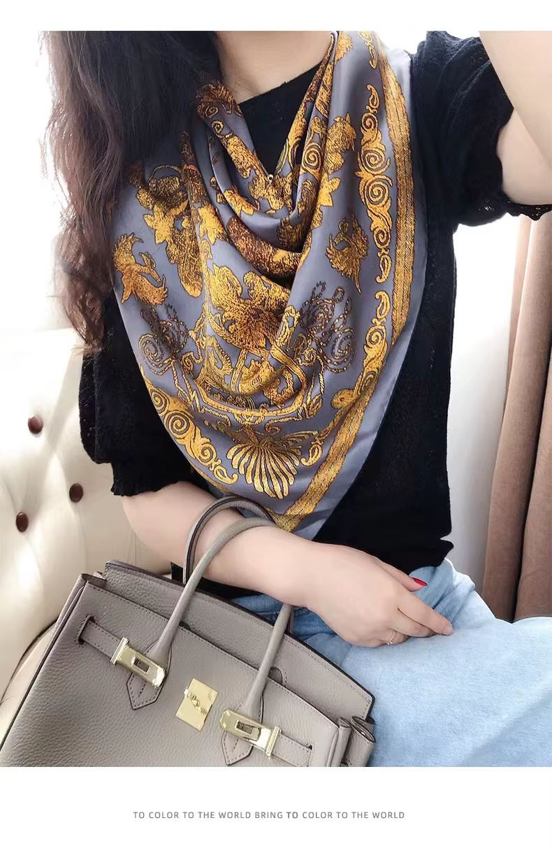 Foulard carré gris or 100% naturel pour femme