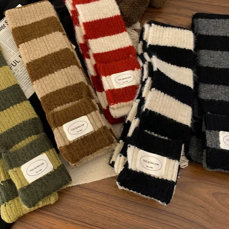 Coréen noir blanc rayé écharpe pour les femmes mode couleur bloc laine foulards coupe-vent chaud foulard cou protecteur Snood