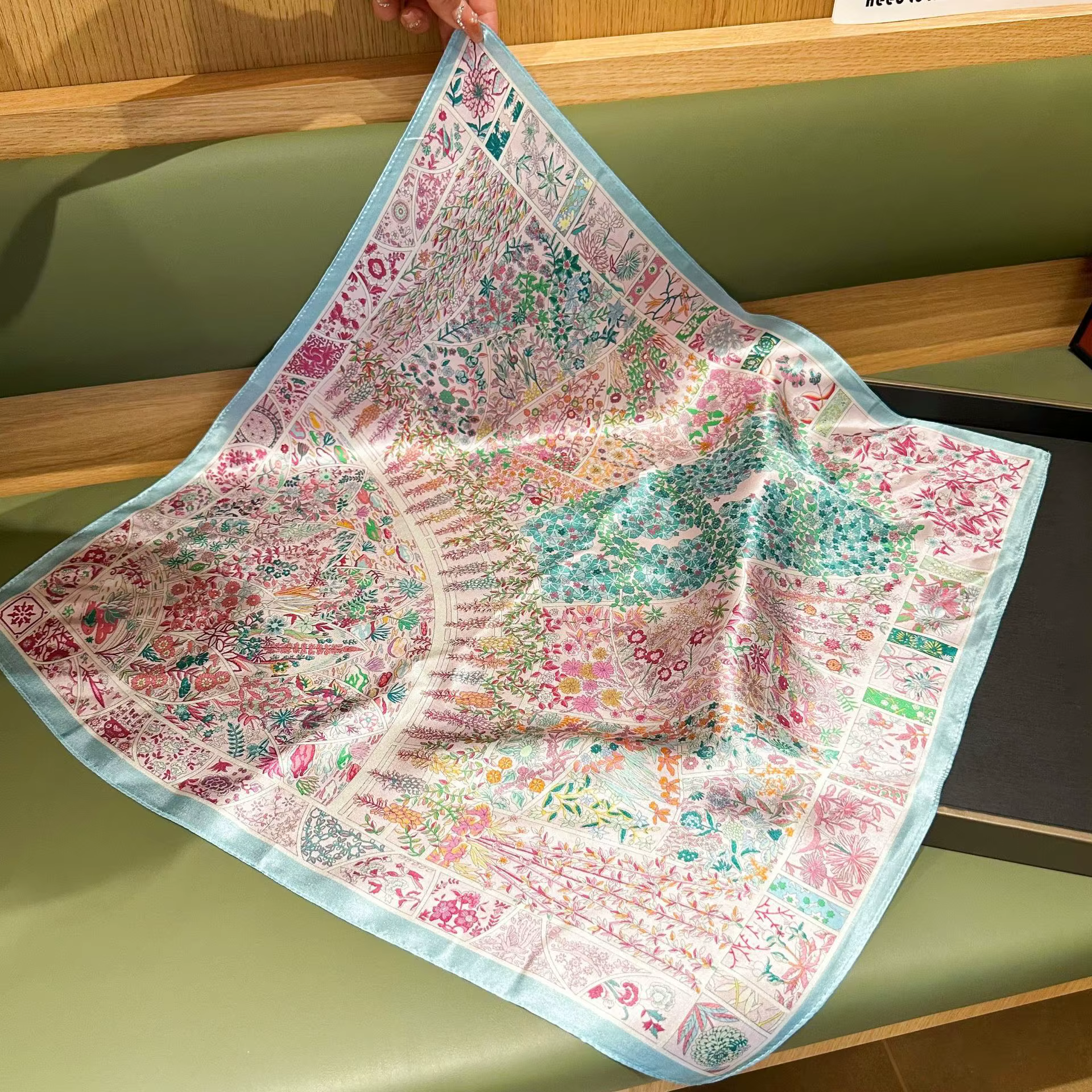 Foulard léger pour femme 100% Soie de Mûrier Véritable
