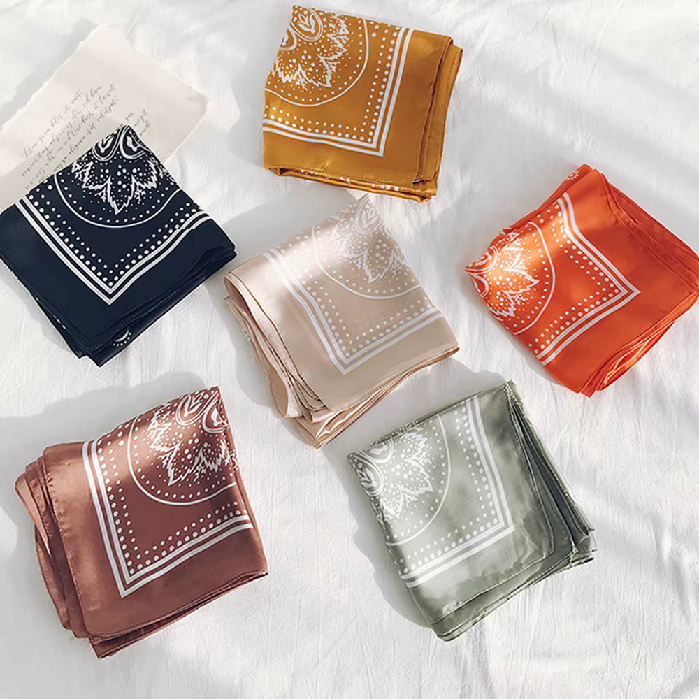 Nouveaux foulards pour femmes en soie satinée imprimé cachemire