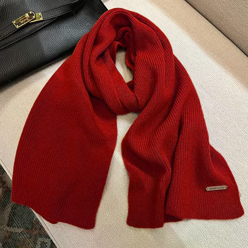 Écharpe tricotée de couleur unie pour femmes