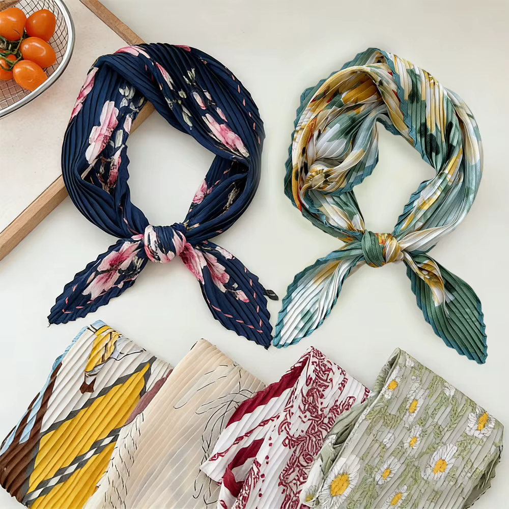 Foulard carré froissé de 70 cm