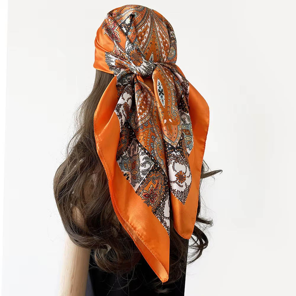 Foulard carré 90 cm pour femme
