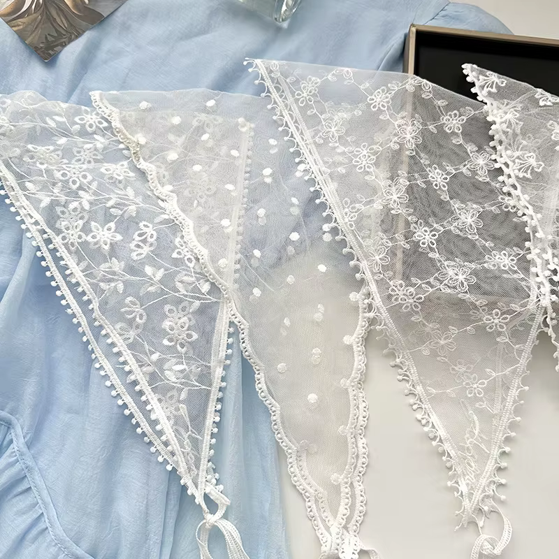 Foulard triangulaire en dentelle de Style fin pour femmes