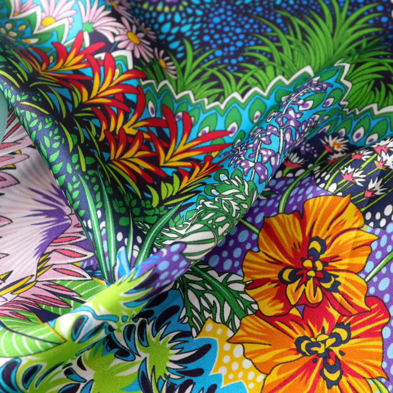 Foulard carré pour femme