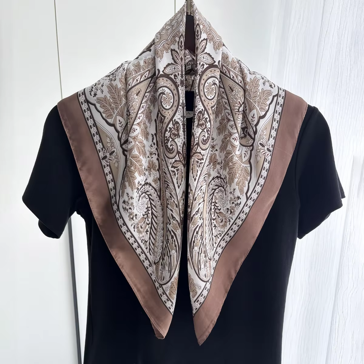 Foulard carré imprimé châle pour femmes