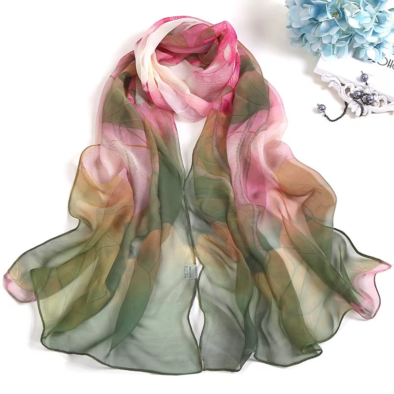 Écharpe en mousseline imprimé lotus - Foulard léger en georgette pour femme