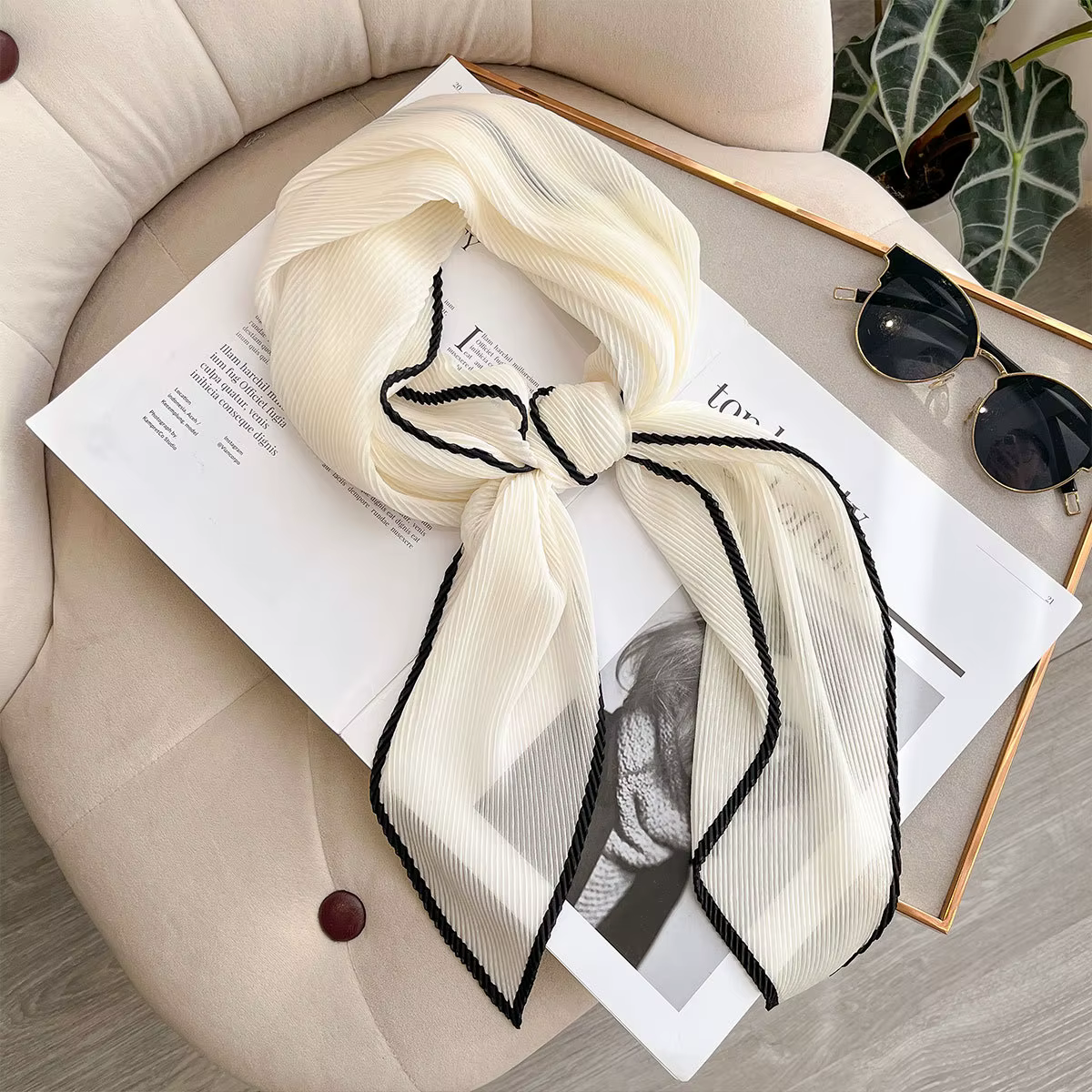 Foulard carré uni en tencel fin