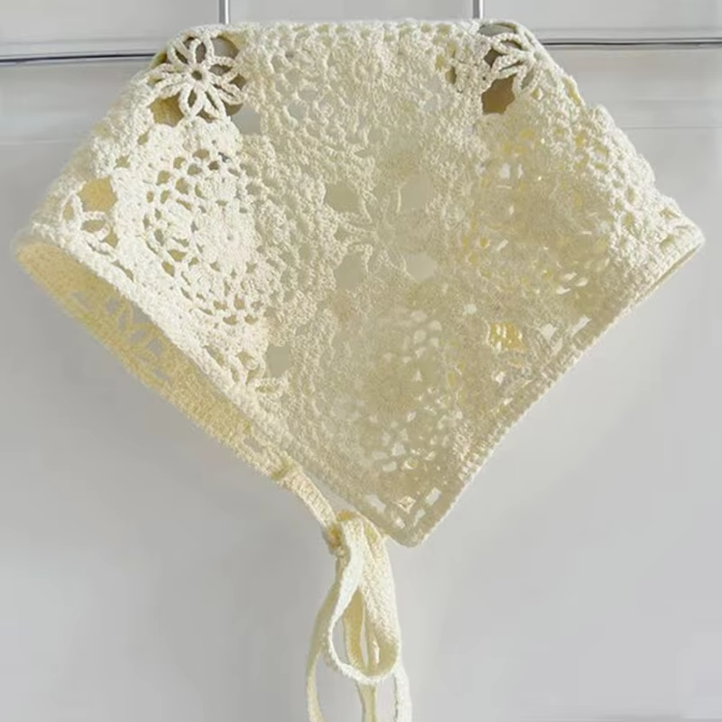 Foulard triangulaire en crochet pour femme