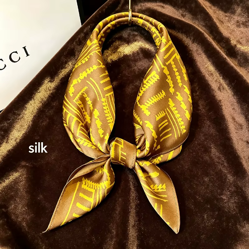 Petit foulard coréen polyvalent décoratif à motifs géométriques en soie