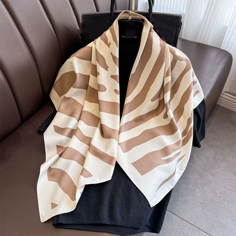 Châle à motifs 90 CM, Foulard carré léger
