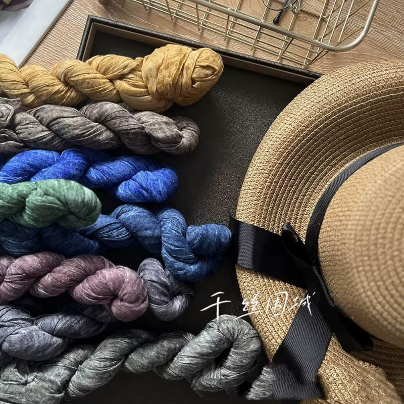 VREOVOR cravate colorant écharpe rétro automne et hiver nouveau Style plissé café mince longue bande châle hommes et femmes soie chaude