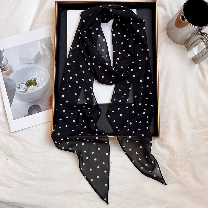 Écharpe fine à pois pour femmes