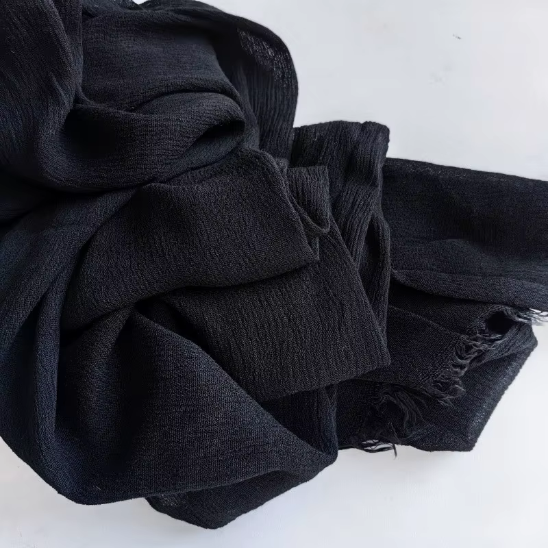 Offre d'usine : Grand foulard uni en coton doux et viscose