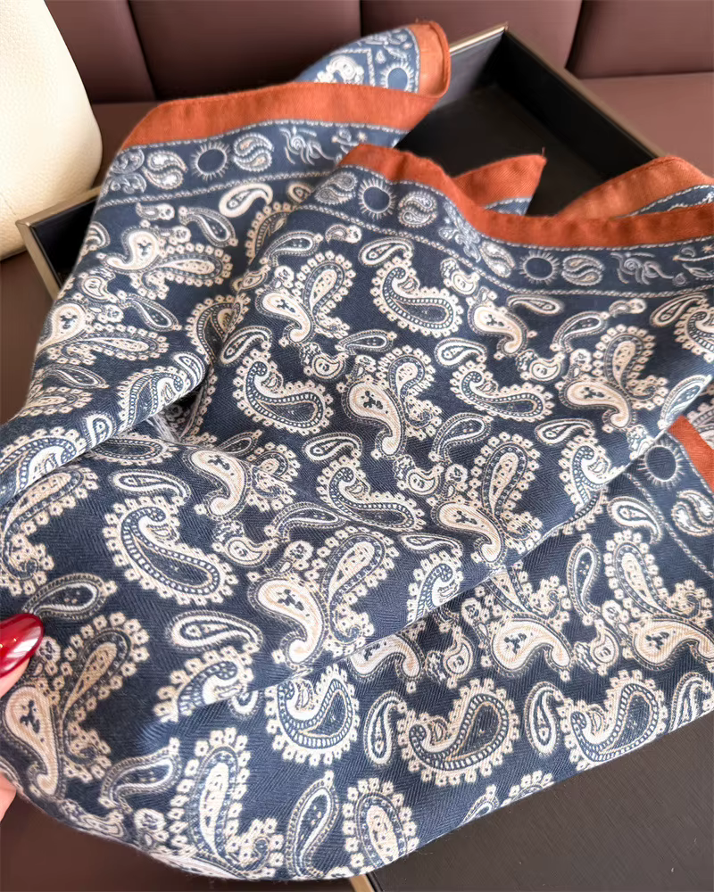 Écharpe de cou en coton et lin imprimé noix de cajou pour femmes