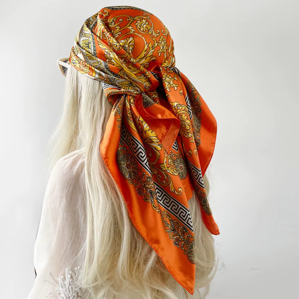 Nouveau Foulard Carré en Soie Imprimé Floral Style Bohème de Luxe Unisexe