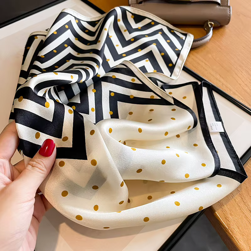 100% foulard de tête en soie naturelle femmes luxe Chevron rayé foulards de cou dames concepteur bandeau carré