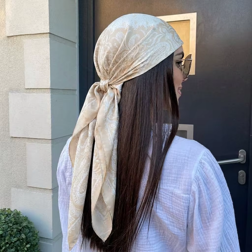 Foulard carré en soie de luxe pour femme 90 cm