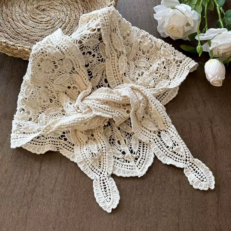 Foulard ajouré rétro fait à la main au Crochet pour femmes