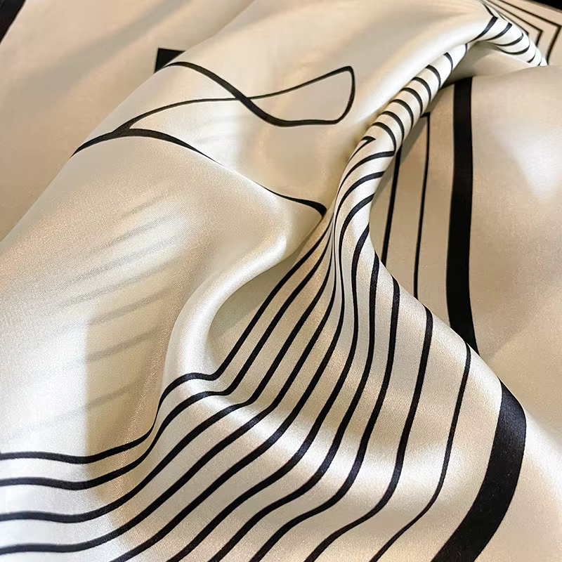 Group châle injSquare design pour femme