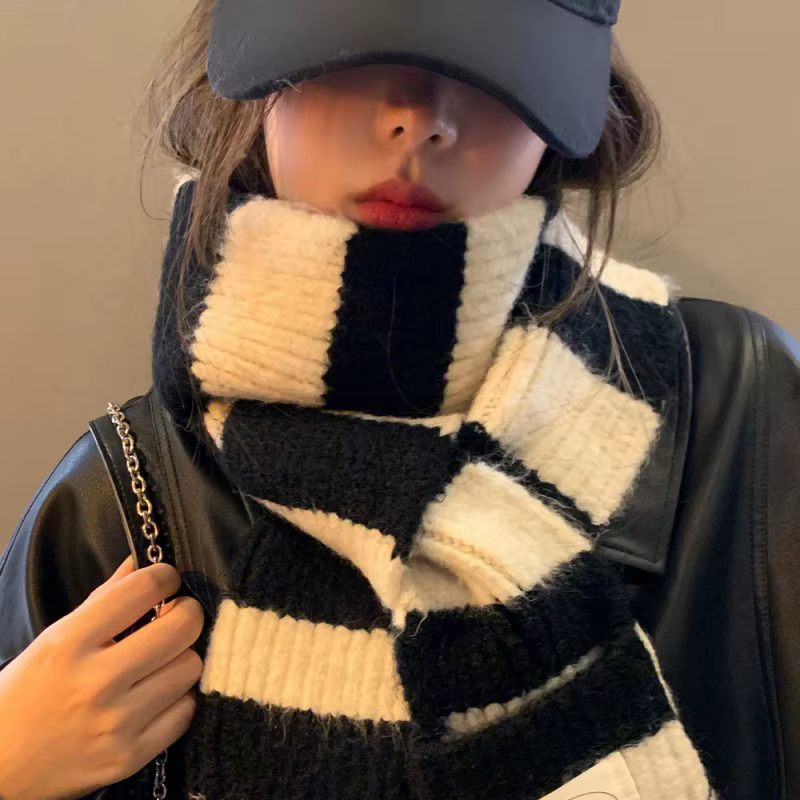 Coréen noir blanc rayé écharpe pour les femmes mode couleur bloc laine foulards coupe-vent chaud foulard cou protecteur Snood