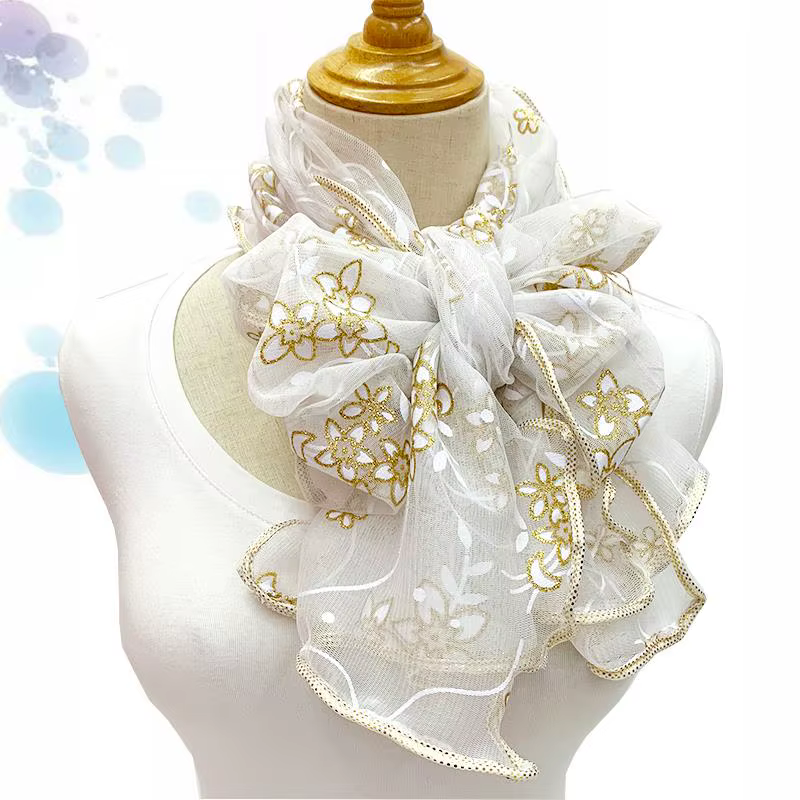 Châle Brodé de Fleurs Dorées pour Femme
