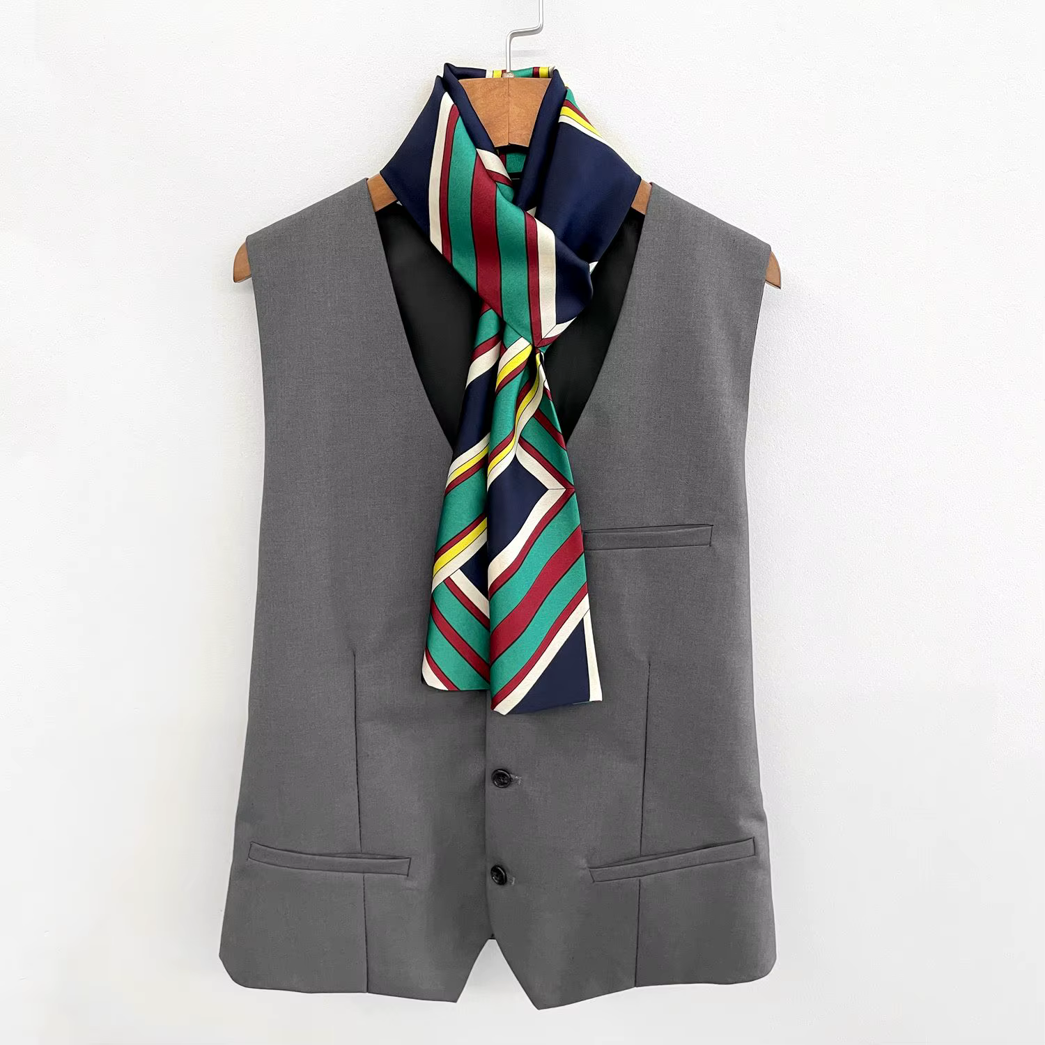 Écharpe pour hommes printemps été costume col de chemise superposition longue rétro mode cou