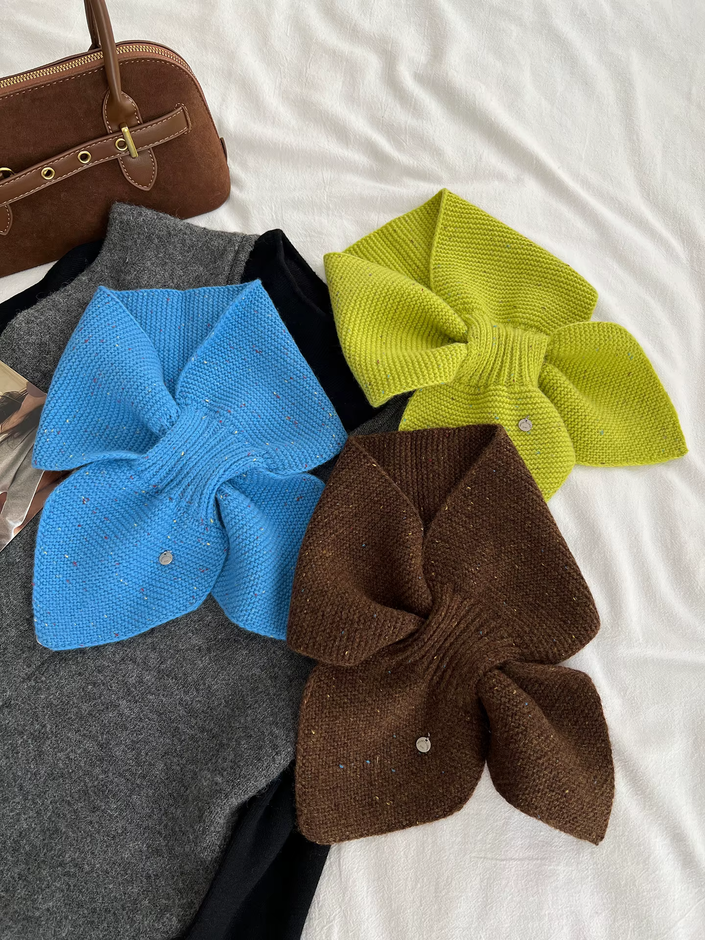 Coréen court point de croix 100% laine écharpe pour les femmes automne hiver