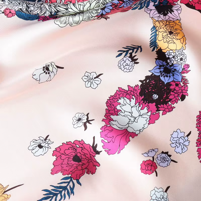 Écharpe en soie rose 90 cm pour femme