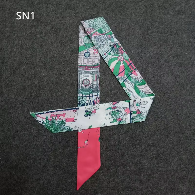 Paris Street – foulard en soie imprimé