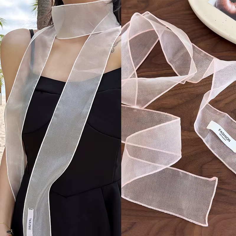 Écharpe longue et fine transparente pour la plage