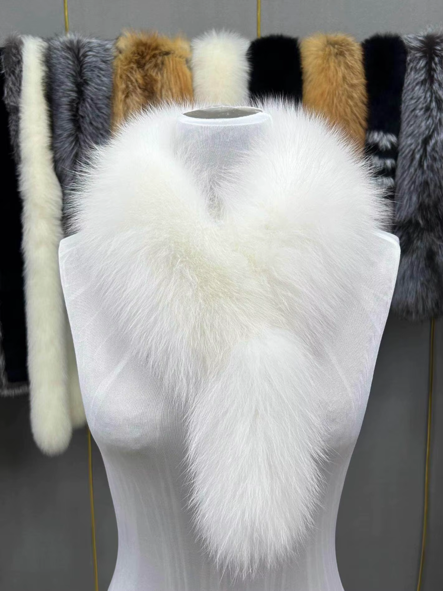 Nouvelle Écharpe de Luxe en Véritable Fourrure de Renard – Élégante
