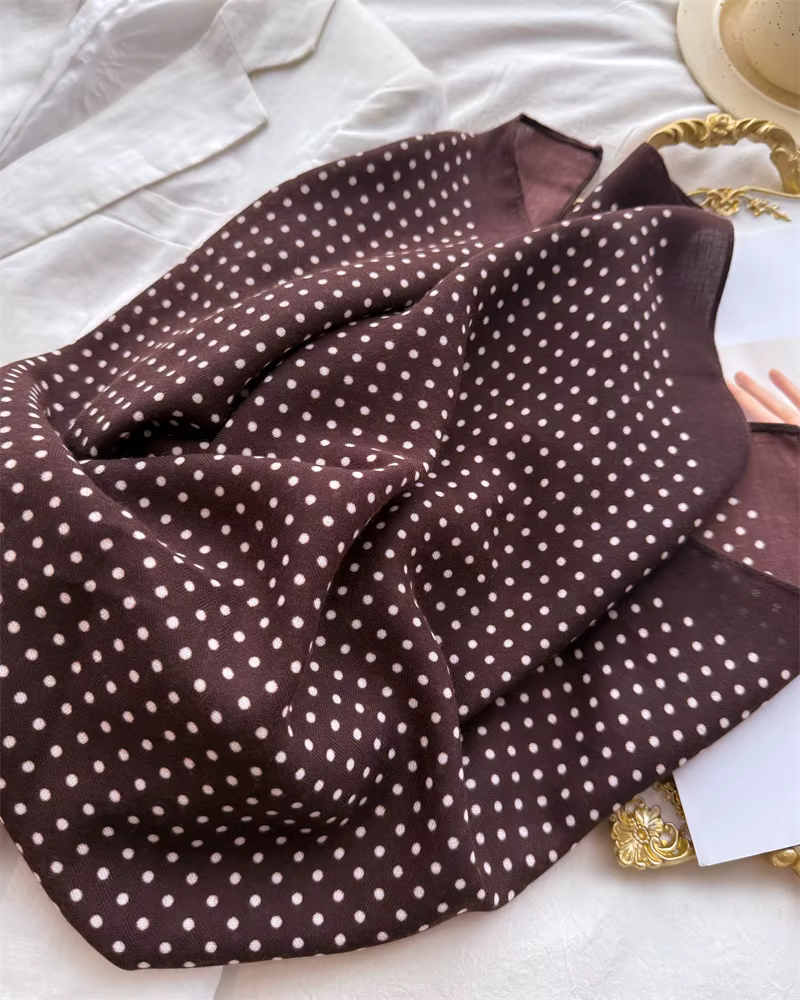 Marque de luxe châle carré écharpe pour femmes coton lin Hijab mode enveloppes foulard femme bandes de cheveux ruban bandeau Bandana
