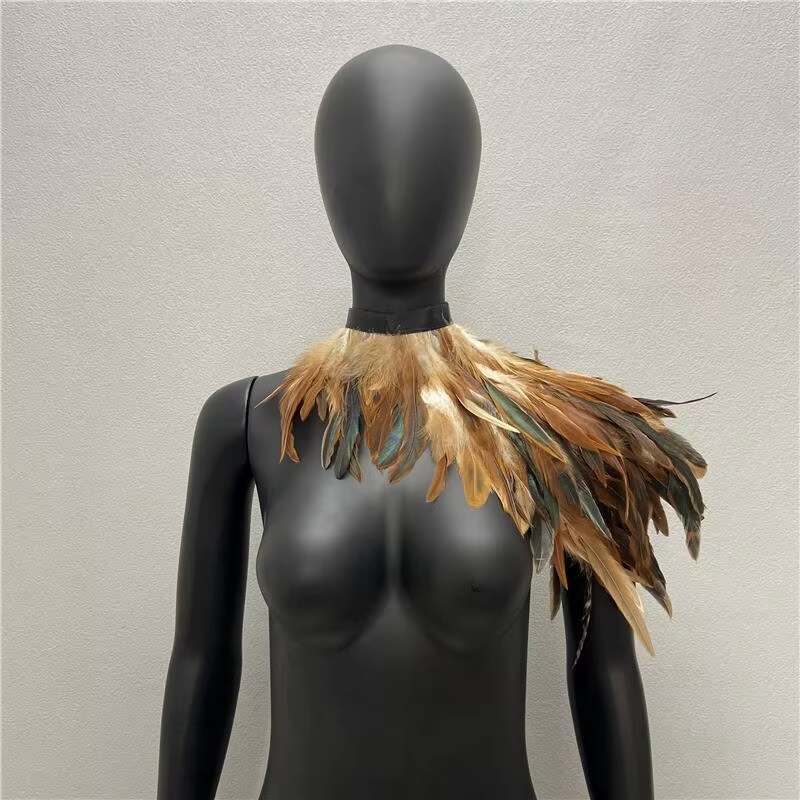 Une épaule plume luxe écharpe femmes Snood Style gothique