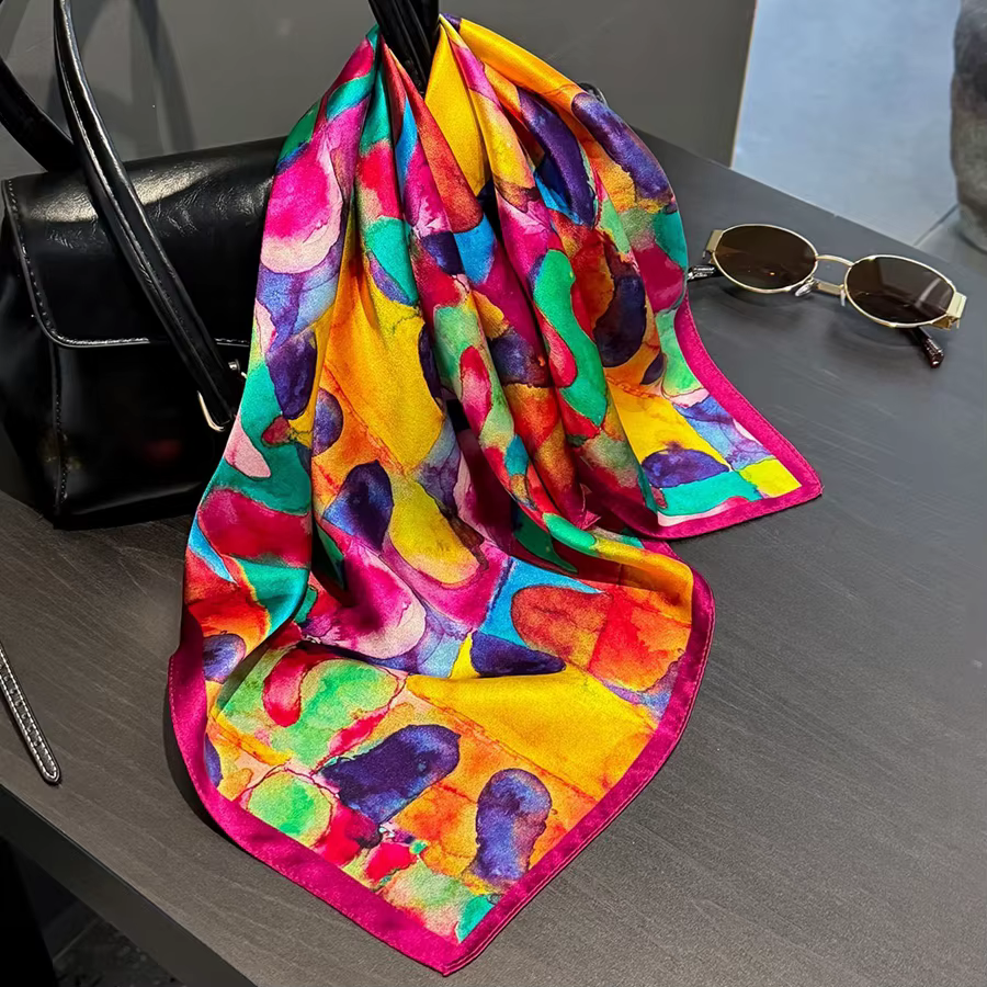 Foulard de cou en soie de mûrier 100% naturel pour femmes