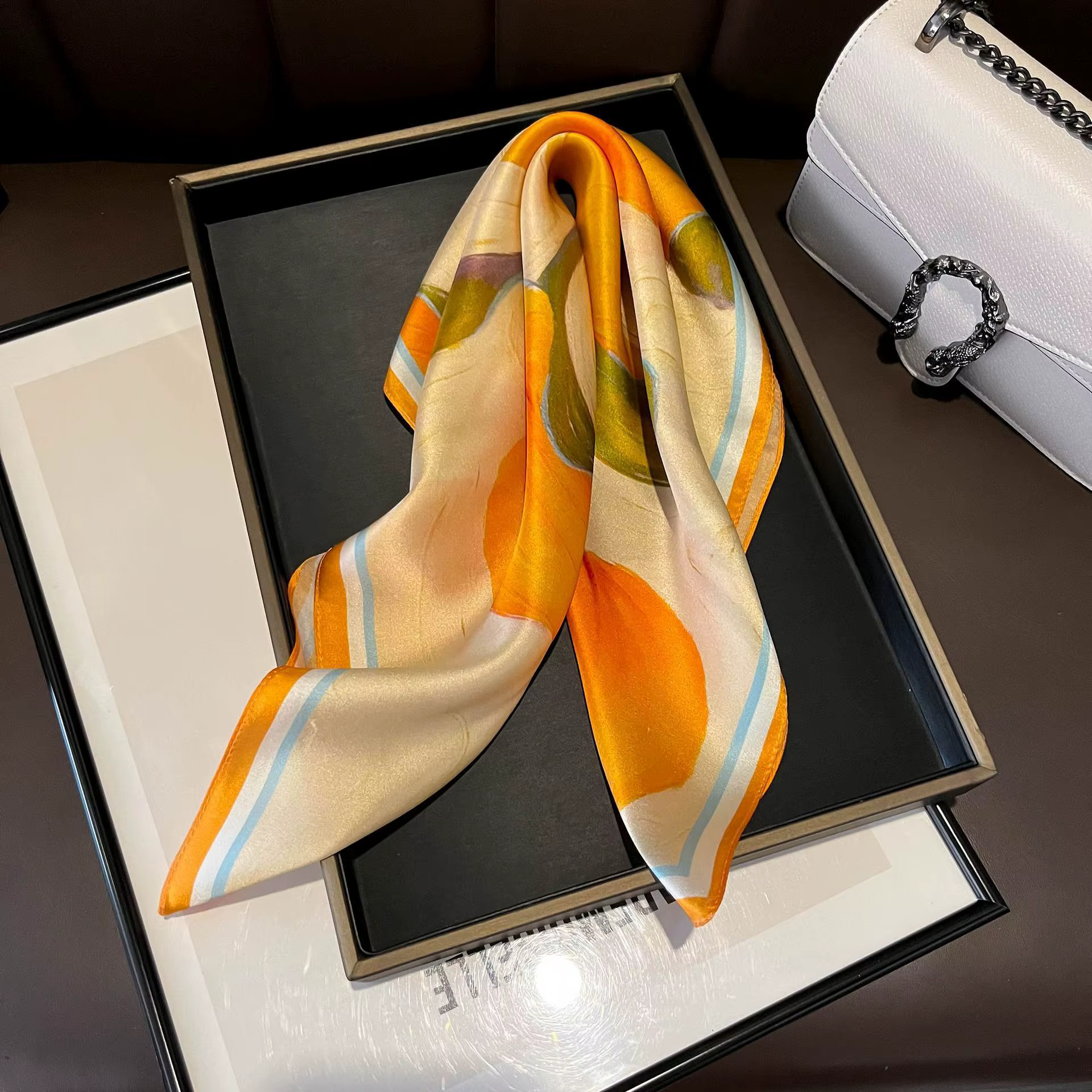 Foulard en soie véritable de mûrier pour femmes
