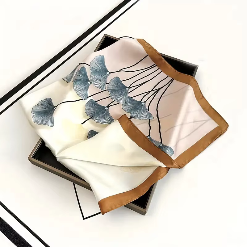 Un foulard carré de 27