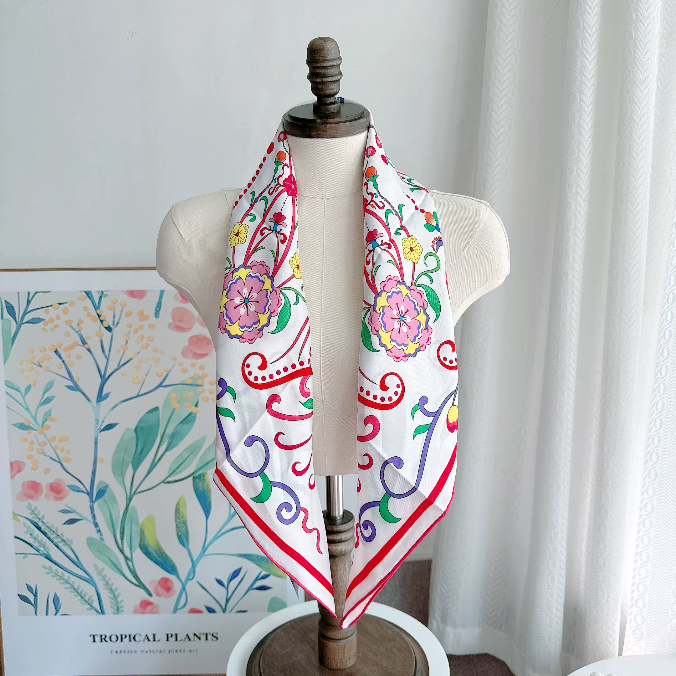 Foulard 100% Soie Rose Brumeux de Luxe