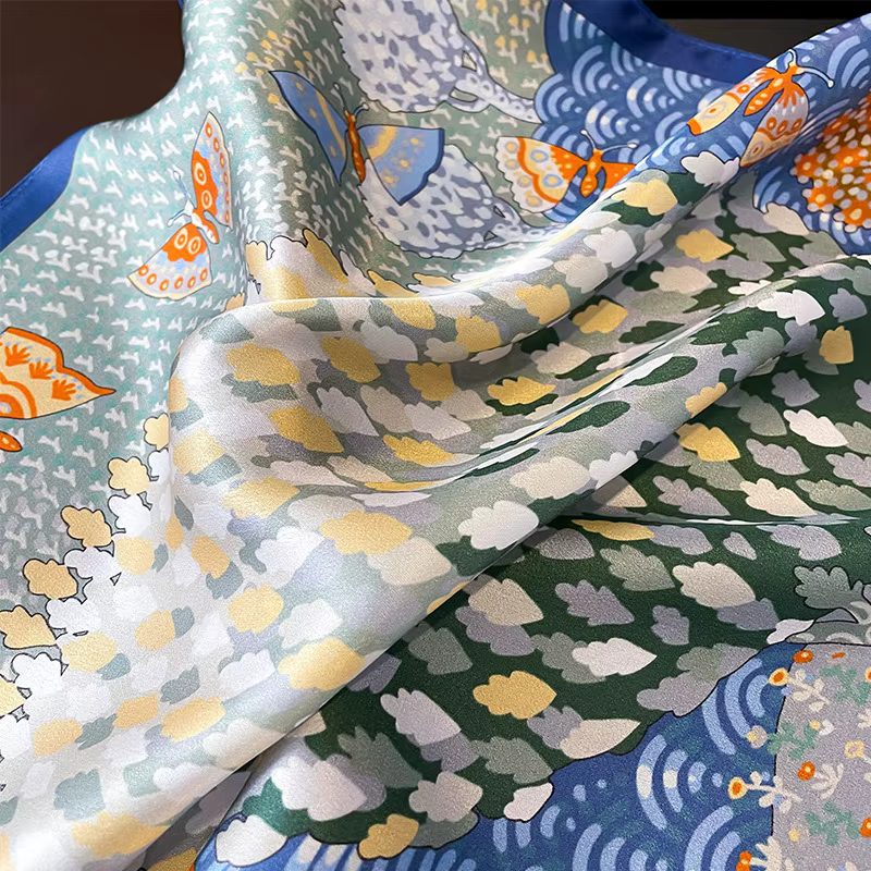 Foulard carré 100% en soie de mûrier naturelle pour femmes