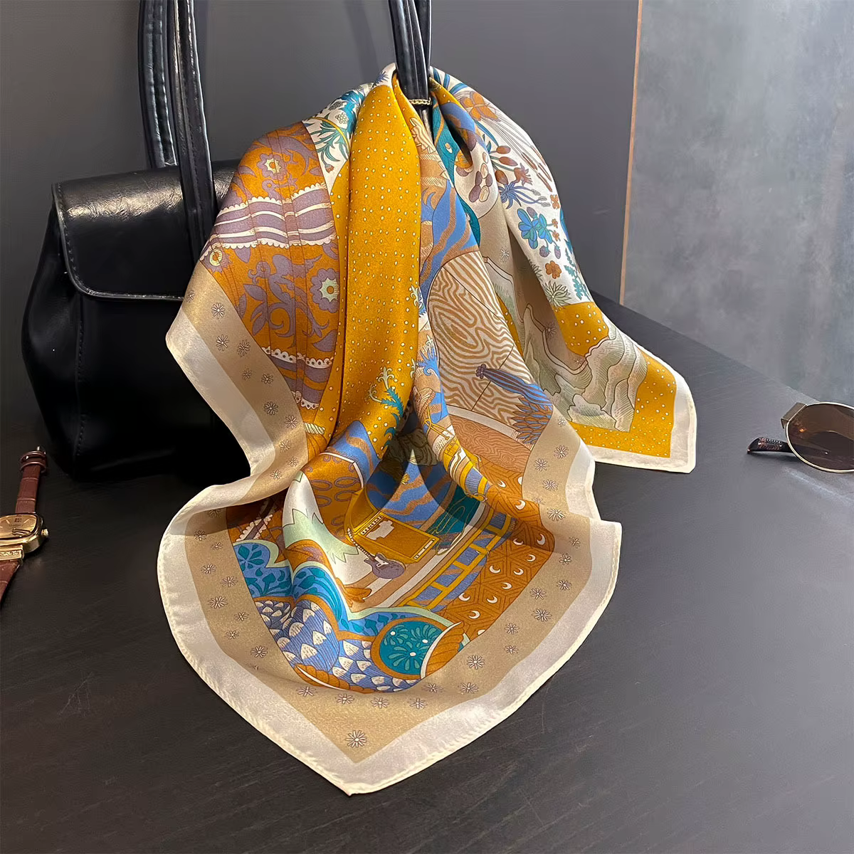 Foulard carré 100% Soie de Mûrier 21"x21" pour Femme