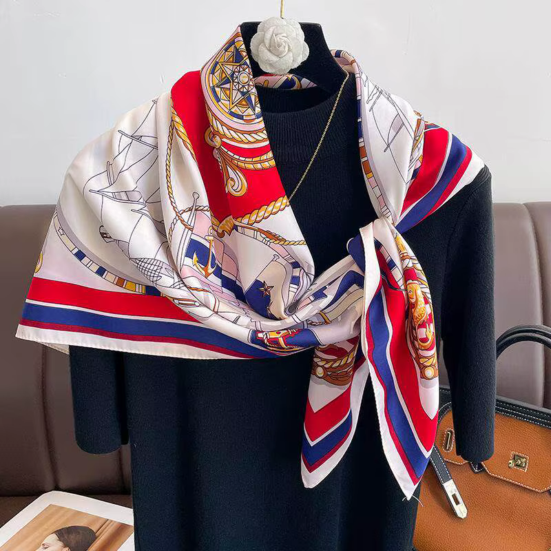 Nouvelle tendance de la mode estivale : écharpe élégante et professionnelle de style marin pour femmes