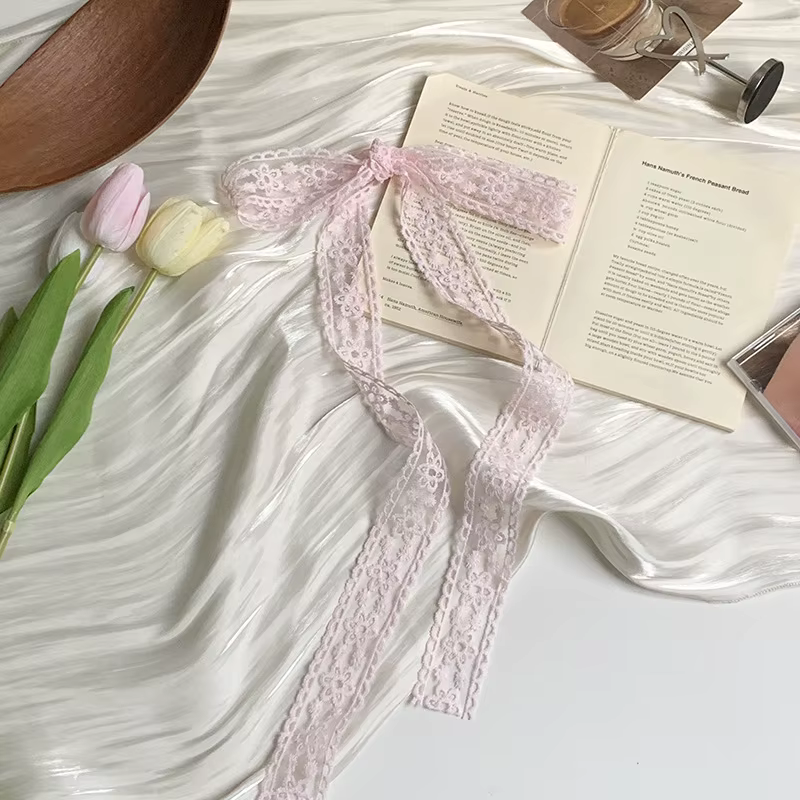Écharpes en dentelle : Accessoires de cheveux élégants à nouer pour femmes