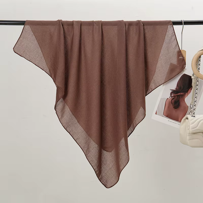 Foulards carrés de couleur unie pour femmes
