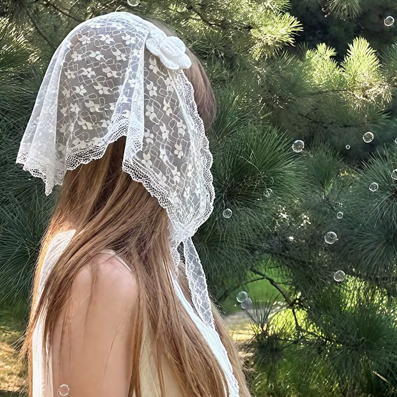 Écharpe triangulaire en dentelle blanche coréenne pour femme